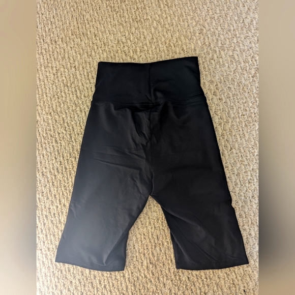 Norba light weight stretch bike shorts - Picture 2 of 3